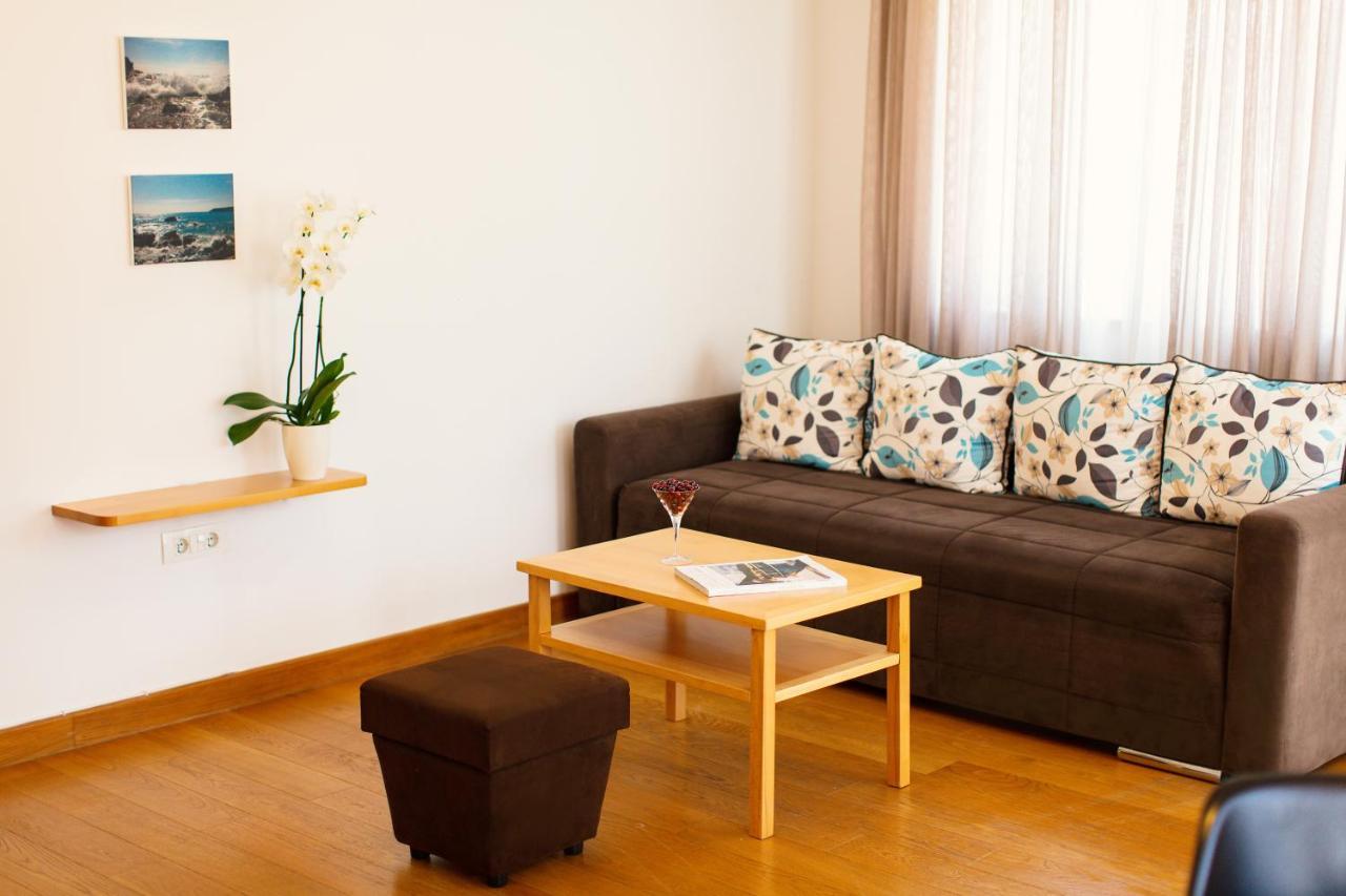 Montesun Apartments Budva Bagian luar foto