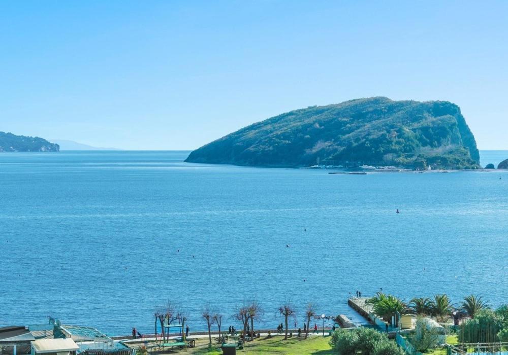 Montesun Apartments Budva Bagian luar foto