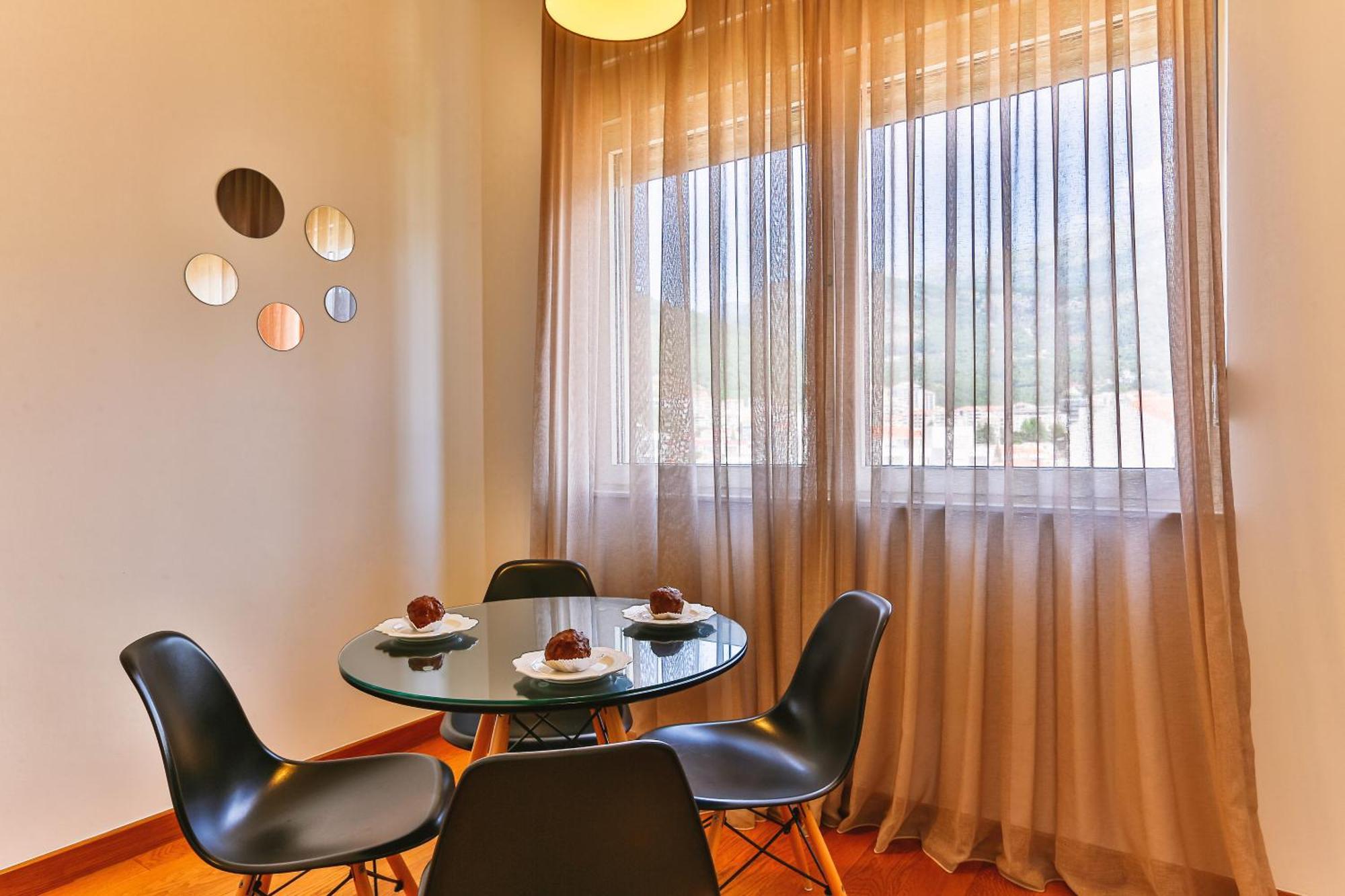 Montesun Apartments Budva Ruang foto