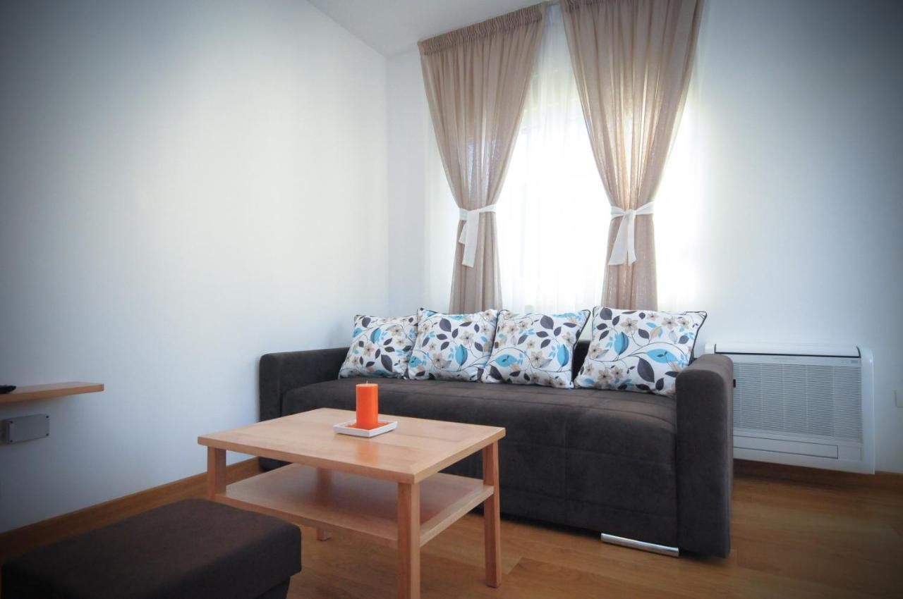Montesun Apartments Budva Bagian luar foto