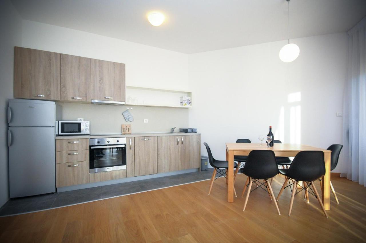 Montesun Apartments Budva Bagian luar foto