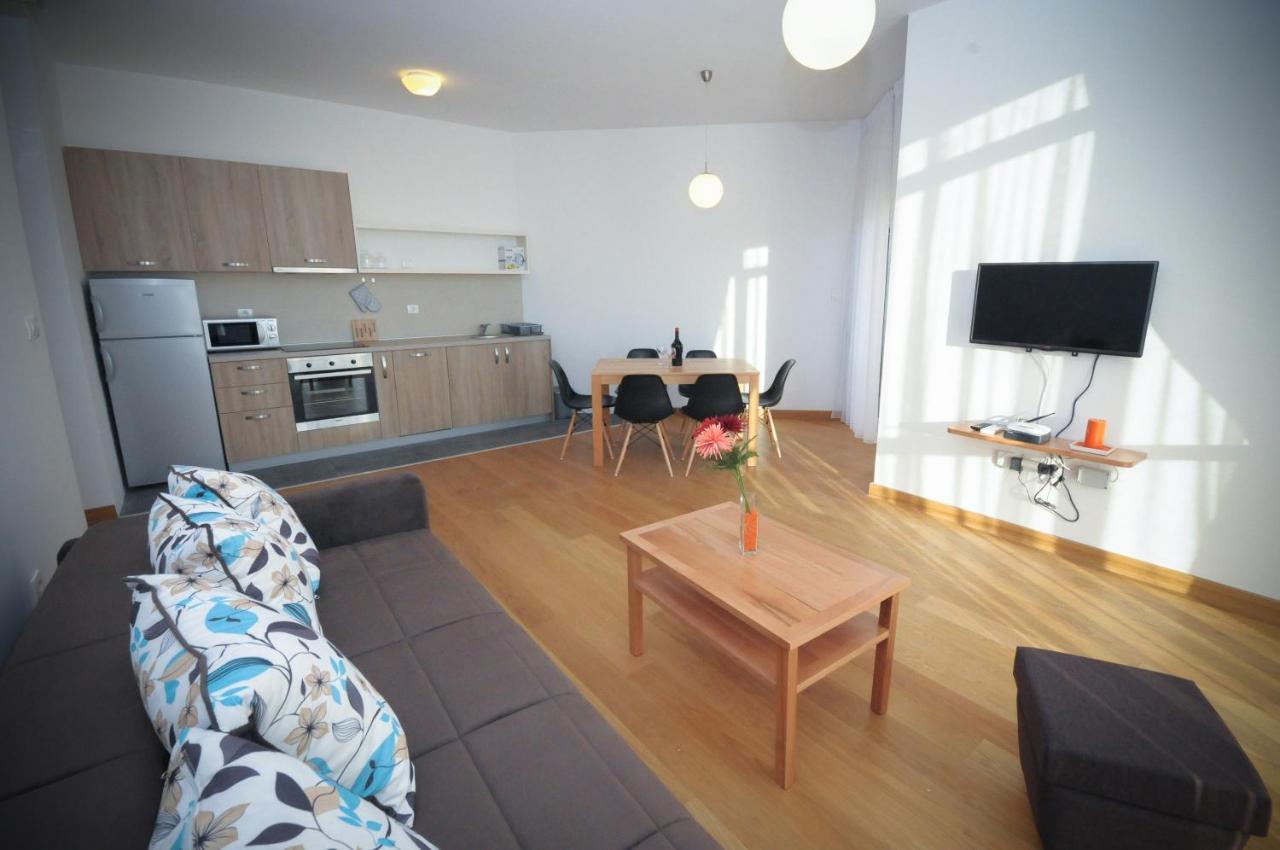 Montesun Apartments Budva Bagian luar foto